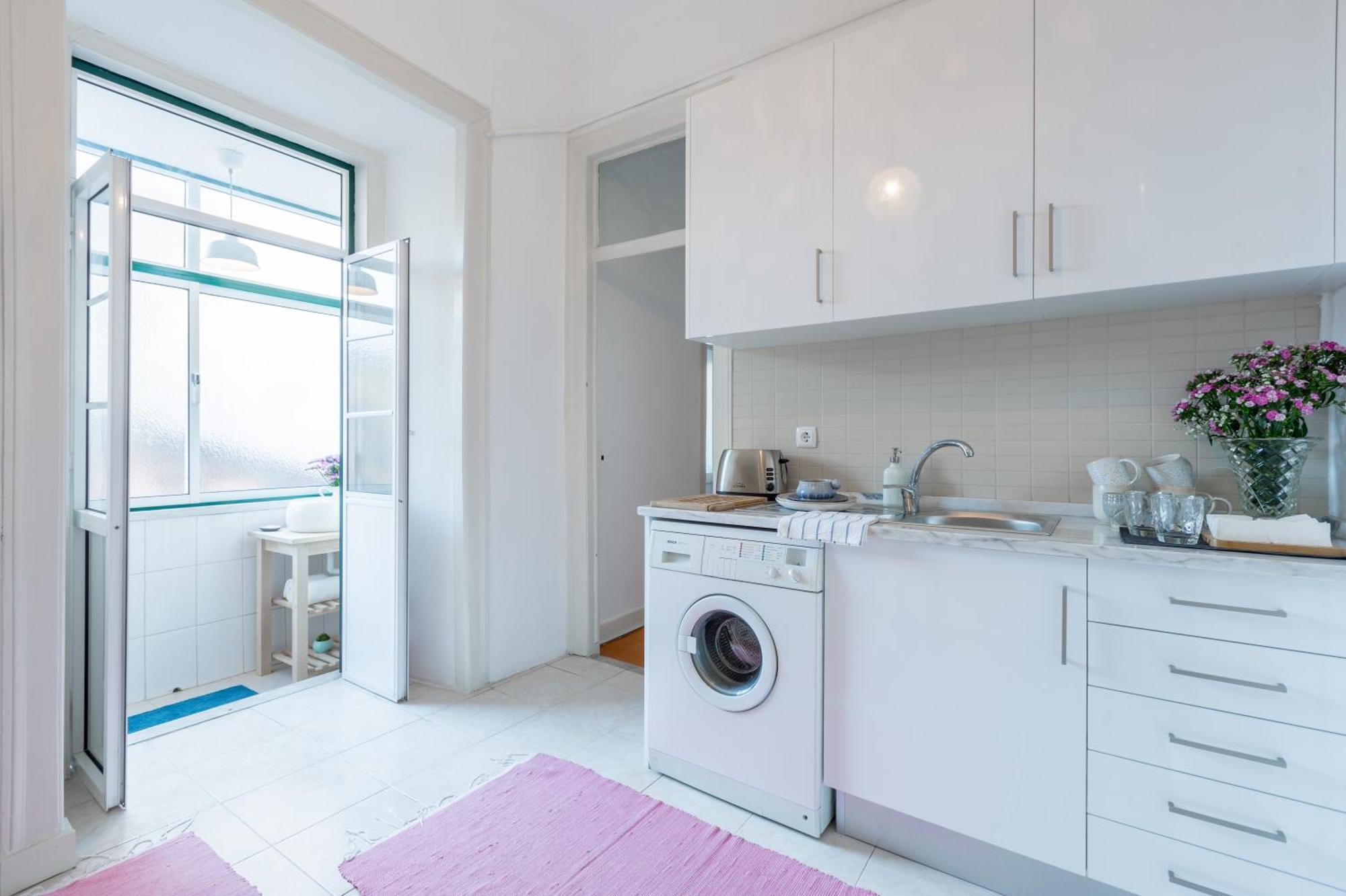 ליסבון Spacious, Bright And Sunny Apartment, By Timecooler מראה חיצוני תמונה