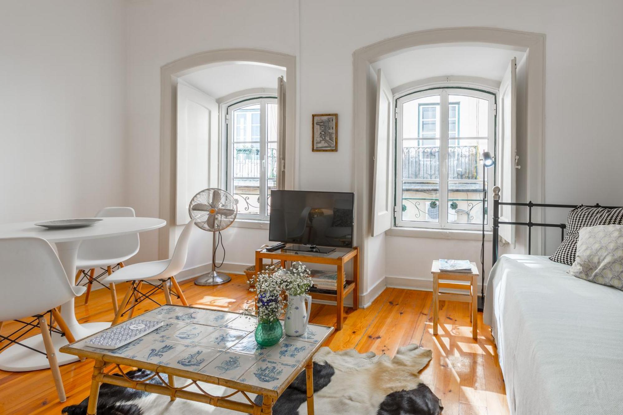 ליסבון Spacious, Bright And Sunny Apartment, By Timecooler מראה חיצוני תמונה
